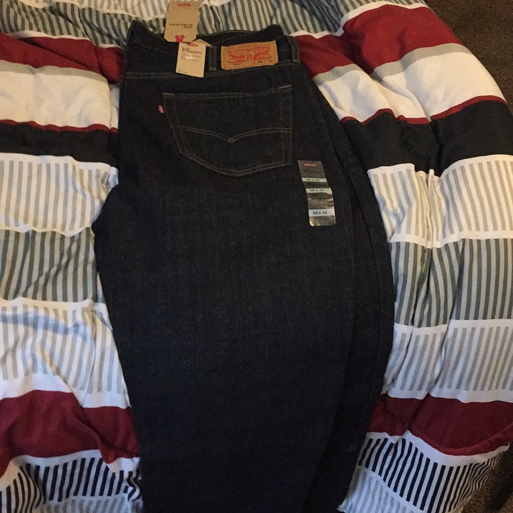 Levis 514